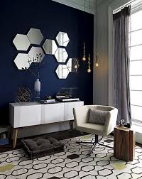 Buenas Ideas Para Decorar Con Espejos Vivir Creativamente Espejos En La Sala Decoracion De Interiores Salas Decoracion De Salas