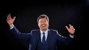 Si el no nos quiere rompe el libro de su fabulosa historia deportiva y amorosa con el fc barcelona, el consultor argentino quiere ver al jugador en parís. 0ifoxhgit8wqmm