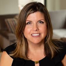 Michelle Kees's Instagram, Twitter & Facebook