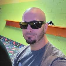 Jacob Bevis (@dynamiteknight)