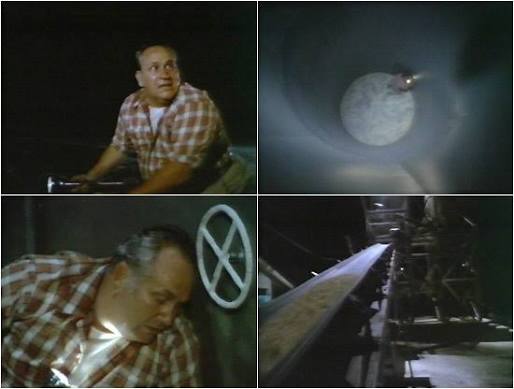 I-Mockery.com | Dark Night of the Scarecrow