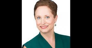 Deanna Healy's Instagram, Twitter & Facebook