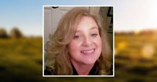 Mindy Mccoy's Instagram, Twitter & Facebook