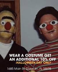 We're proud to be a drop-off center for Dunedin Cares food pantry. 🥫 Every  can, box, and bag makes a difference. Drop by UniTea with your  donations—let's lift our community together. 💛