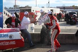 Strutmasters.com 300