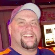 sammy ray lynch (@rubbercityrider)