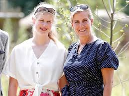 Happy birthday lady louise windsor! Sophie Wessex Admits Teenage Daughter Isn T Into Social Media