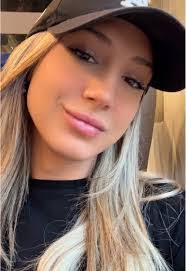 Nicole Vitali's Instagram, Twitter & Facebook