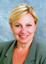 Sandra Maline's Instagram, Twitter & Facebook