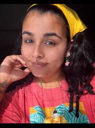 Who else drives a VW bug? Heres mine! Sending hippie love from Wales, UK