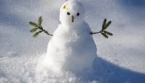 Es geht um einen schneemann und eine schneefrau, die zerschmelzen, wenn es zu warm wird. Schneemannzaubereien Elkes Kindergeschichten