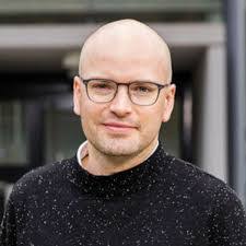 Karl Nix's Instagram, Twitter & Facebook