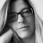 Nicole Dillenburg's Instagram, Twitter & Facebook