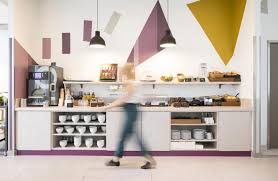 Choose a furnished room in a shared home and you will share the equipped kitchen with four other students. Am Oberwiesenfeld Apartments Munich
