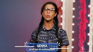 La pupa e il secchione è un programma televisivo italiano, andato in onda per la prima volta dal 7 settembre 2006 su italia 1. La Pupa E Il Secchione 2020 Nel Cast Una Professoressa Trevigiana