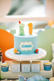 Dinosaur Birthday Cake For 5 Year Old Boy Modern Dinosaur Birthday Party Kara S Party Ideas Dinosaur Birthday Party Dinosaur Birthday Boy Birthday Cake