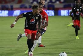 Vergara deja américa, al igual que aldair rodríguez. Duvan Vergara America De Cali Junior Superliga 2020 America En La Red