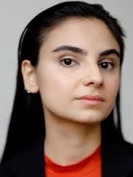 Mandy Key's Instagram, Twitter & Facebook