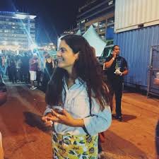 Feel free to answer all of the above.. I Tried Dunkin Donuts New S Mores Coffee