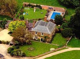Clanville Manor Bed And Breakfast
