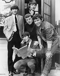 Portrait Of The British Rock Group The Animals Gathered In Front Of A Eric Burdon British Rock Rock Groups