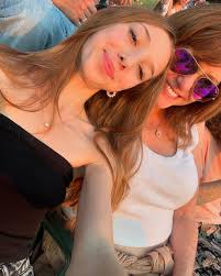 Lynn Prater-Saks (@lynnsaks) • Instagram photos and videos