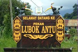 Це сайт поштового індексу lubok antu, sarawak, а також містить спеціальну інформацію, у тому числі довгота це онлайнова електронна карта, яку надає адреса lubok antu, sarawak. Lubok Antu Berhantu Menjelang 9 Mei Sarawakvoice Com