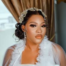 I don't mind dubbed but I really can't do subtitles if I can't understand  what they're saying. 🙈 What's worth watching like The queen of Jerusalem  TIA