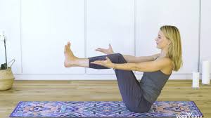 Its a good pose f. Asana Des Monats Navasana Das Boot