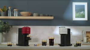 Découvrez la gamme de machines à café à capsules haute précision nespresso : Nespresso Vertuo Next Coffee Preparation Youtube