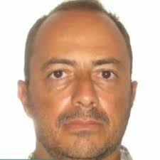 Carlo riccio ritrovato morto, il 57enne eroe era disperso in mare dopo aver salvato due ragazzi. 3vzn3r7qz Zjbm