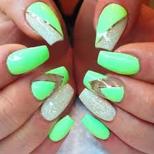 Coffin nail designs look great on long nails because of the ample nail bed space. Beautiful And Unique Green Nail Art Designs Ideas