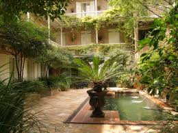 French Quarter Condos 837 Royal Street The Lush Tropical Courtyard Gets An A The Dela Outdoor Inspirations Water Features In The Garden Courtyard Garden