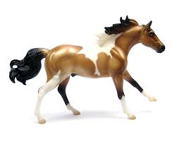 This 1:12 scale model horse toy is authentically crafted and hand painted, and is perfect for young collectors! Breyer Buckskin Paint Classics Toy Horse Walmart Com Walmart Com