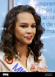 Beauty queen miss france hi-res stock photography and images