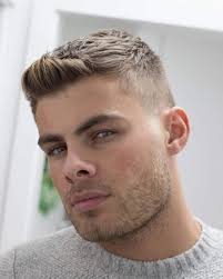 These are the top 50 short men's hairstyles that will have you racing to make an appointment with your hairstylist or barber. Top 14 Modern Stylish Crew Cut Hairstyles For Men Pics