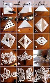How To Make Giant Paper Snowflakes Step By Step Photo Tutorial Creations A Theme Noel Flocons De Neige En Papier Artisanat Bricolage Papier