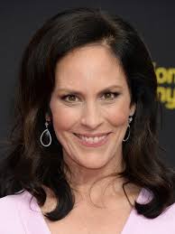 Annabeth Gish