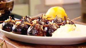 Caramelized Figs With Balsamic Vinegar Rosemary And Ricotta Roasted Figs Gordon Ramsay Recipe Fig Recipes