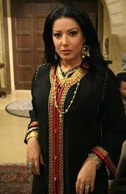 بطاقة المعلومات اسم الشهرة : ÙÙŠ Ø¹ÙŠØ¯ Ù…ÙŠÙ„Ø§Ø¯Ù‡Ø§ ÙˆØ¨Ø¹Ø¯ Ø³Ù„Ø³Ù„Ø© Ù…Ù† Ø§Ù„Ø¬Ø¯Ù„ Ø³Ù…ÙŠØ© Ø§Ù„Ø®Ø´Ø§Ø¨ ÙˆØ§Ø­Ù…Ø¯ Ø³Ø¹Ø¯ ÙÙŠ Ø¹Ø´ Ø§Ù„Ø²ÙˆØ¬ÙŠØ© ÙØ§Ø±Ù‚ Ø³Ù† 15 Ø¹Ø§Ù…Ø§ ÙˆØ²ÙˆØ¬ØªÙ‡ Ø§Ù„Ø³Ø§Ø¨Ù‚Ø© ÙˆØ³ÙŠØ· Ø§Ù„ØªØ¹Ø§Ø±Ù ØµÙˆØ±