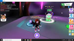 Released during the 2019 halloween event from october 18, 2019 to november 1, 2019. Adopt Me First Ever Mega Neon Griffin Youtube