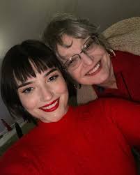 Penny Karr's Instagram, Twitter & Facebook