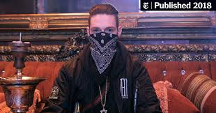 Salahsaado #mois #keller pappakralle (coseng von salah saado) macht keller gmbh und mois eine ansage und 2 aylar önce. Jewish Rapper Takes On Germany S Hip Hop Scene The New York Times
