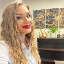 Alena Baranova's Instagram, Twitter & Facebook