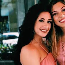 Tanya Kent (@Tanyaakent)