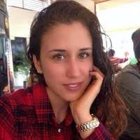 50+ perfiles de «Cassandra Carbone»