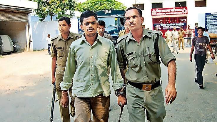Nithari Case Update: মৃত নীথারি মামলায় খালাস পাওয়া সুরেন্দ্র কোলি, হরিদ্বারে চায়ের দোকানের ভিতর থেকে উদ্ধার ঝুলন্ত দেহ | Hindustan Times Bangla