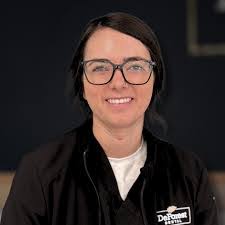 Carly Kirkpatrick's Instagram, Twitter & Facebook