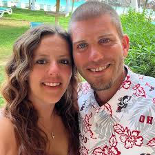 How many dozen cookies for a 200-guest wedding?