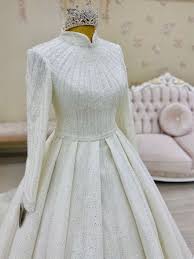 Cam Kirigi Tul Uzerine Kasnak Islemeli Tesettur Gelinlik 2020 The Dress Dugun Giysileri Gelinlik